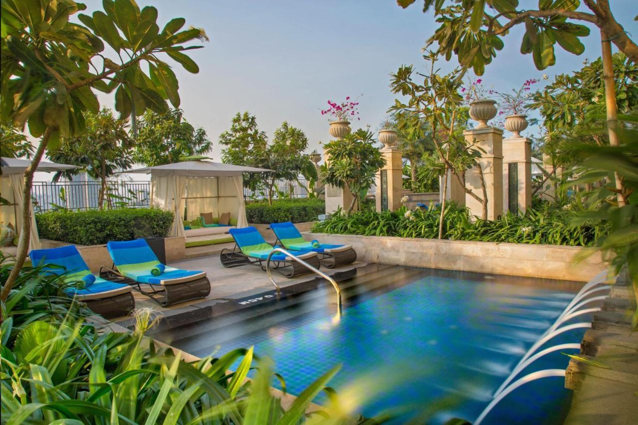 Itc Royal Bengal, A Luxury Collection Hotel, Calcuta Exterior foto The pool at the hotel